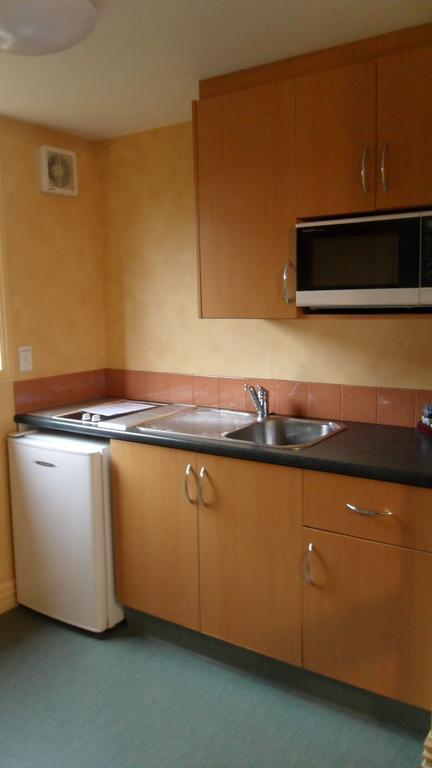 Red Tussock Motel 3*