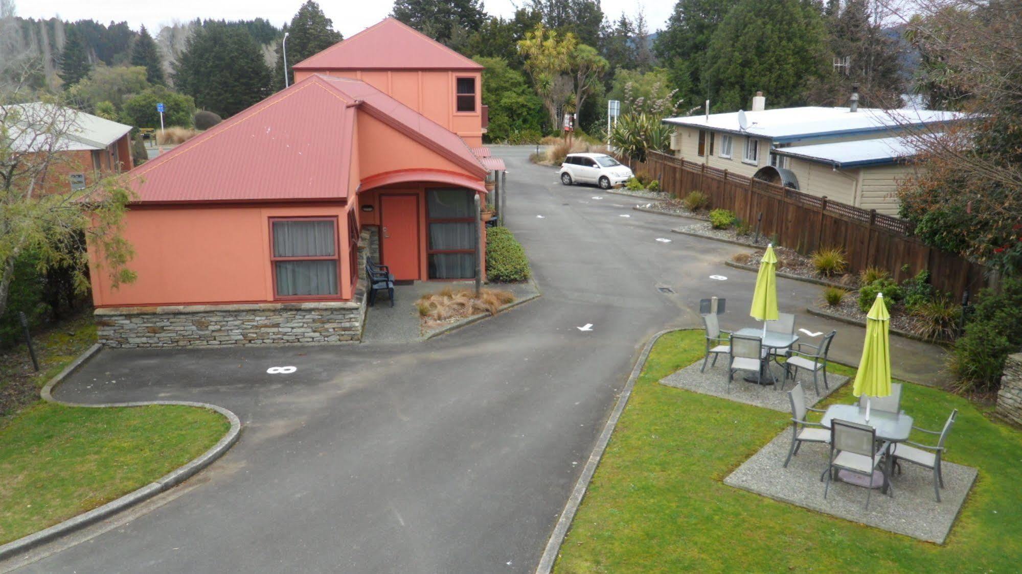 Motel Red Tussock 3*