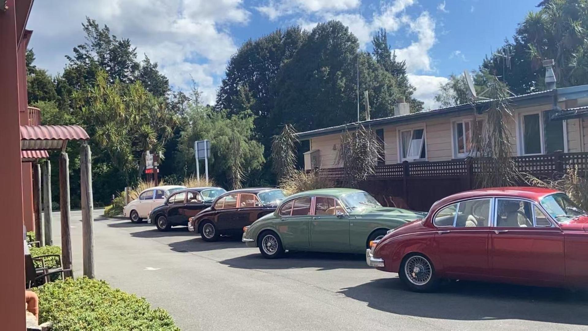 Red Tussock Motel Te Anau