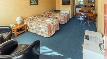Motel Red Tussock 3*